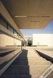 Capa do artigo Espace Des  Oeuvres ; Un Musee En Noir Et Blanc