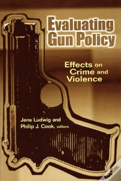 Capa do artigo Evaluating Gun Policy