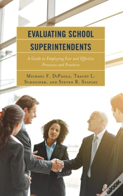Capa do artigo Evaluating School Superintendents