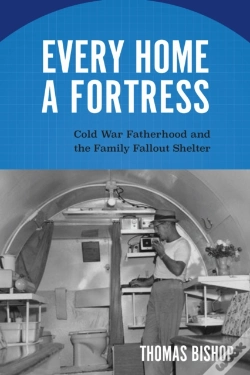 Capa do artigo Every Home A Fortress