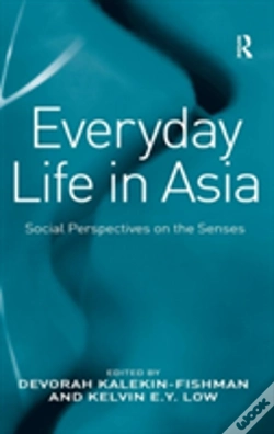 Capa do artigo Everyday Life In Asia