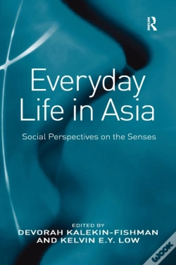 Capa do artigo Everyday Life In Asia