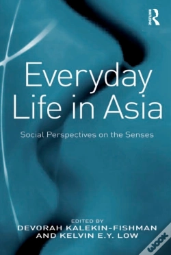 Capa do artigo Everyday Life In Asia