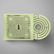 Capa do artigo Everything Is Alive - CD
