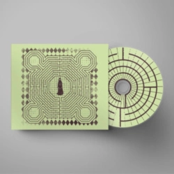 Capa do artigo Everything Is Alive - CD