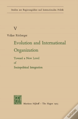 Capa do artigo Evolution And International Organization