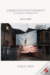 Capa do artigo Exhibiting Photography