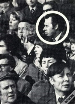 Capa do artigo Face In The Crowd