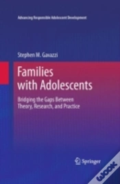 Capa do artigo Families With Adolescents