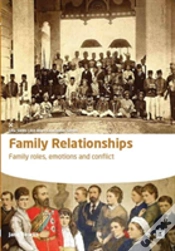Capa do artigo Family Relationships