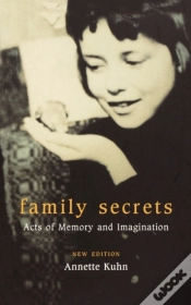 Capa do artigo Family Secrets