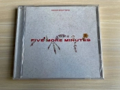 Capa do artigo Five More Minutes - CD