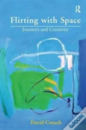 Capa do artigo Flirting With Space