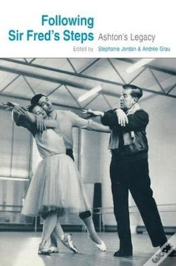 Capa do artigo Following Sir Fred'S Steps