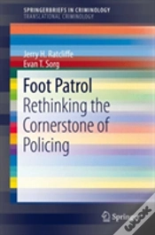 Capa do artigo Foot Patrol