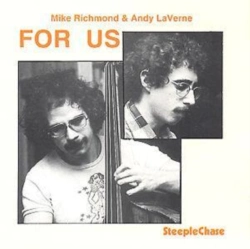 Capa do artigo For Us - CD