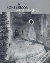 Capa do artigo Forteresse Abandonnee
