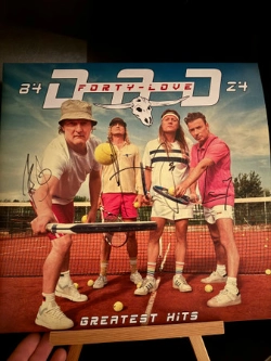 Capa do artigo Forty-Love - Vinil
