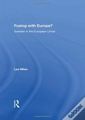 Capa do artigo Fusing With Europe?