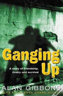 Capa do artigo Ganging Up