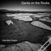 Capa do artigo Garda On The Rocks