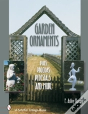 Capa do artigo Garden Ornaments