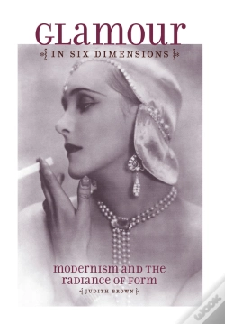 Capa do artigo Glamour In Six Dimensions