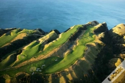 Capa do artigo Golf Courses