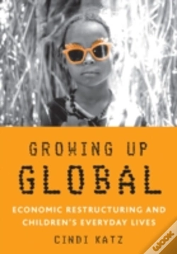 Capa do artigo Growing Up Global