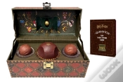 Capa do artigo Harry Potter Collectible Quidditch Set (Includes Removeable Golden Snitch!)