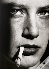 Capa do artigo Helmut Newton. Legacy