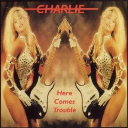 Capa do artigo Here Comes Trouble - CD