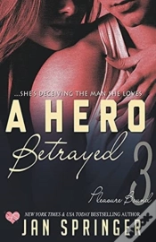 Capa do artigo Hero Betrayed