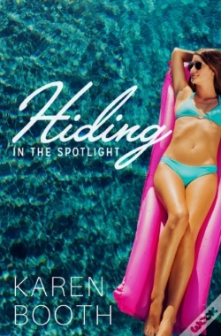 Capa do artigo Hiding In The Spotlight
