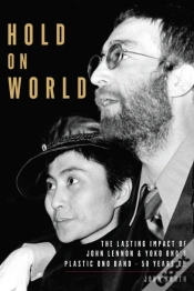 Capa do artigo Hold On World