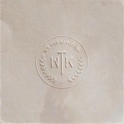 Capa do artigo Holy Water - CD