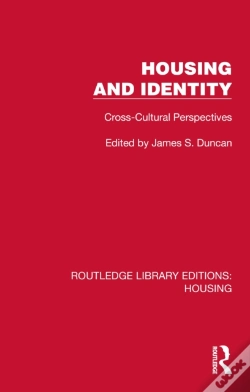 Capa do artigo Housing And Identity