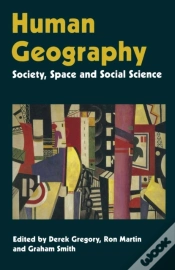 Capa do artigo Human Geography