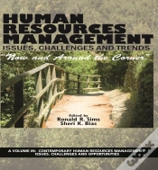 Capa do artigo Human Resources Management Issues, Challenges And Trends