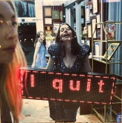 Capa do artigo I Quit - Vinil
