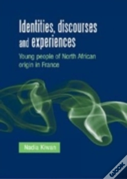 Capa do artigo Identities, Discourses And Experiences