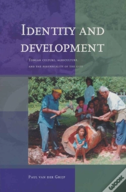 Capa do artigo Identity And Development