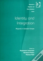 Capa do artigo Identity And Integration