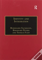 Capa do artigo Identity And Integration