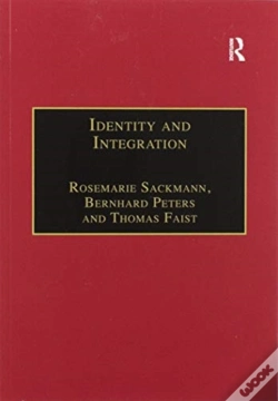 Capa do artigo Identity And Integration