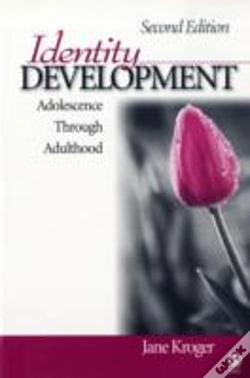 Capa do artigo Identity Development