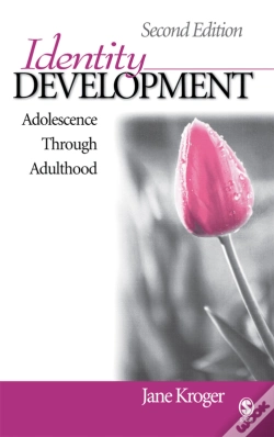 Capa do artigo Identity Development