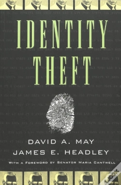 Capa do artigo Identity Theft