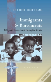 Capa do artigo Immigrants And Bureaucrats