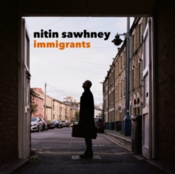 Capa do artigo Immigrants - Vinil